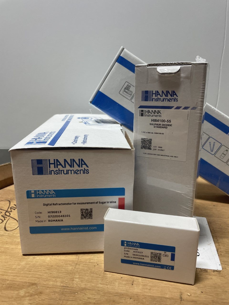 Hannah Instruments Logo Hanna Instruments - Testers and Reagents – carolinawinesupply